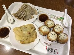 -双桂坊美食街(南大街商业步行街店)