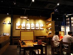 -啫两手·啫啫煲·小饭堂(新安店)