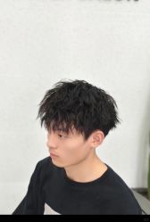 -苏豪美发S A L O N烫发染发