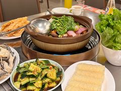 -胡须佬鸡煲四季火锅店(石厦西村直营店)