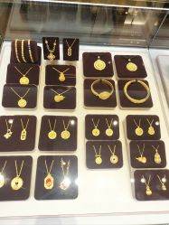 -周大福荟馆JEWELRIA(宝安南路华润万象城店)