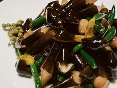 鲜鸡枞菌拌黄瓜苗-海立阁海鲜江浙菜(漕河泾印象城店)