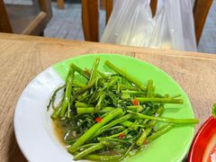 -Kat's Kitchen