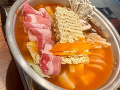 泡菜肥牛部队锅-春熙台韩国料理·章鱼肥牛(西丽店)