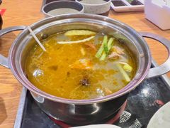 酸萝卜鸭汤-德香苑脆皮烤鸭·经典(爱融荟城店)