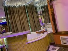 -梦幻城堡轻奢实景酒店(川大望江校区地铁站店)