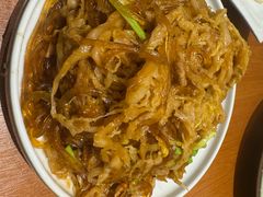 酸菜炒粉-老昌春饼(中央大街店)