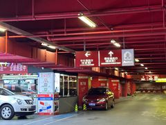 -欧尚超市苏州店停车场(金鸡湖路店)