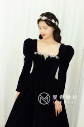 -曼青婚纱礼服馆
