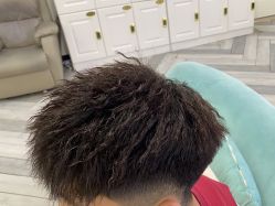 -米娜护肤造型