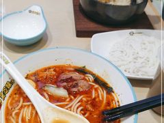 -灵芝妹子海鲜米线(凯德和平广场店)