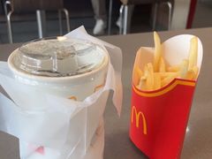 -麦当劳(深圳北站高铁店)