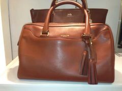 -中免(澳门机场免税店)