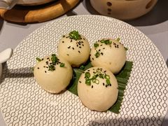 鲜肉生煎馒头-屋里厢上海菜馆