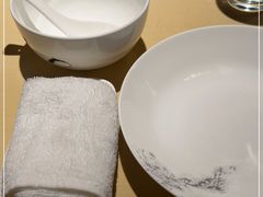 -余欢领鲜火锅(新街口店)