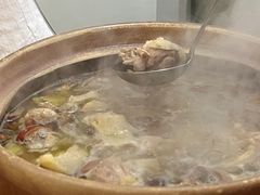 -威邵鸡煲(西华路总店)