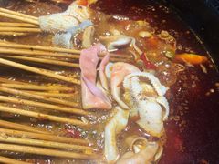 -两三事小郡肝串串香火锅(桂庙店)