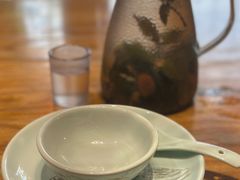 -头上红煨盐鸡乡村食府