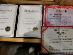 点击看大图 -MONE美发沙龙