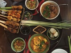 -DiAtas by Art Cafe Bumbu Bali