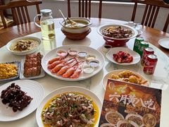 -品鲜村农家菜·阳澄湖大闸蟹(总店)