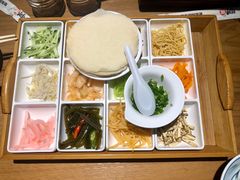 丝娃娃-怪噜范·老贵阳街头名小吃(汇金星力城店)