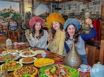 参加了一个聚会别人以为我出国啦