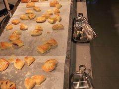 -海口绿发希尔顿酒店-田园汇自助餐·三文鱼·海鲜