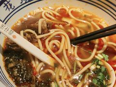 -鑫花溪牛肉米粉(东环大润发店)
