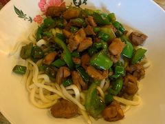 辣爆小公鸡面-锅儿挑面馆