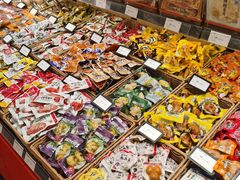-来伊份(仙霞路二店)