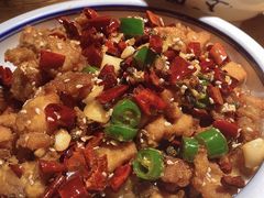 -湘西小馆(滨河路店)