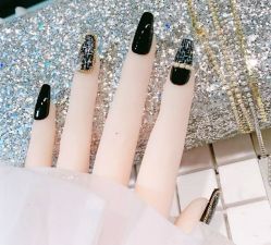 -悦指间美甲美睫