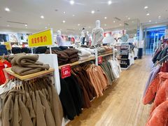 -优衣库(南宁江南万达店)