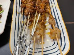 -许哥东北烧烤·铁丳烤串·宫后夹肉(繁花中心店)