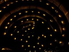 -怀托摩萤火虫洞