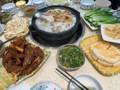 -九寨特色牦牛肉汤锅 羊肉汤锅