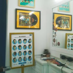 -DL BARBERSHOP男士理发店