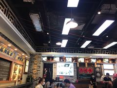 -黑白电视长沙小吃(美林M·LIVE天地东座店)