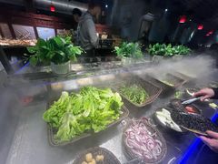 -牛里牛气· 榴莲海鲜鲜牛肉自助火锅·烤肉(横岗店)