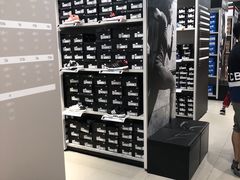 -阿迪达斯(八方汇精品优惠店)