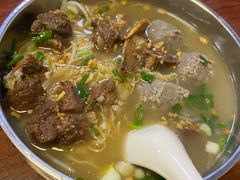 牛腩幼面加牛丸-新武二广福潮粉面食馆(哥英布拉街)