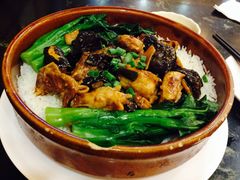 冬菇滑鸡饭-明记港式烧腊茶餐厅(下沙店)
