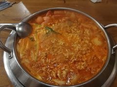 部队锅-包装马车·韩国料理·포장마차