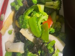 -麻六记(凤凰汇店)