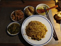 咸蛋黄狮子头-十面春风·江南面馆(崇宁路店)