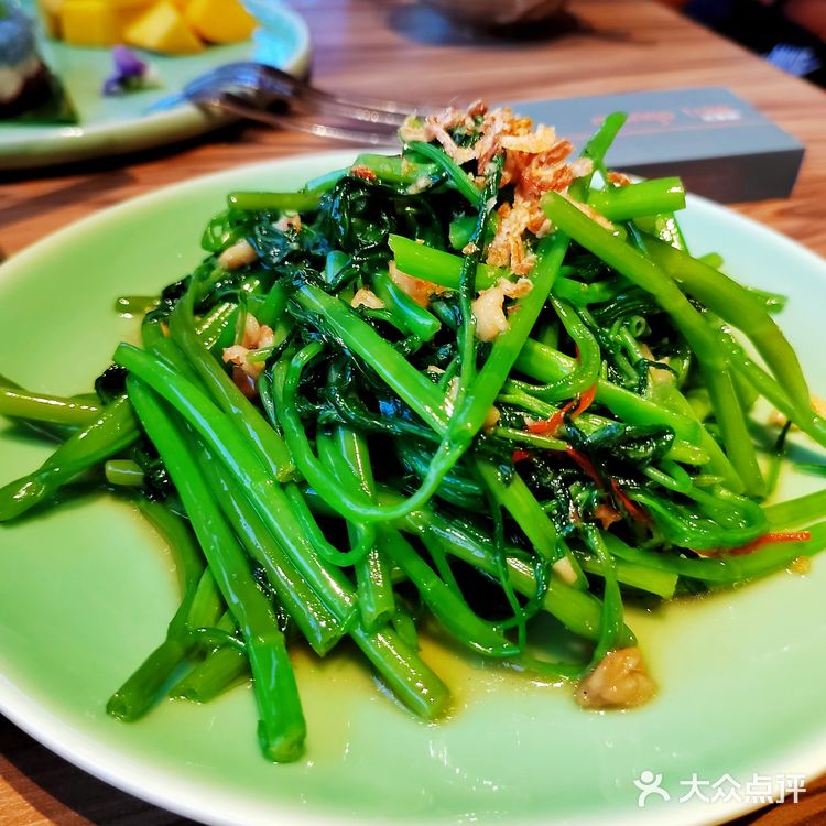 这家泰国菜的酸辣口感完全俘获了我的心[礼花]