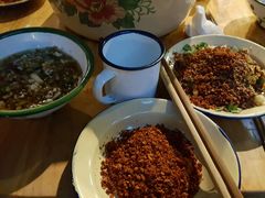 -拈签一笑黄牛肉辣卤串串