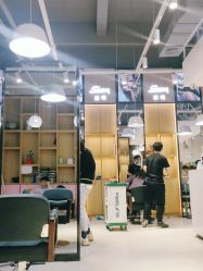 -洛施奇烫发染发沙龙