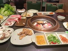 -梨花自助烤肉(西三旗万象汇黑金店)